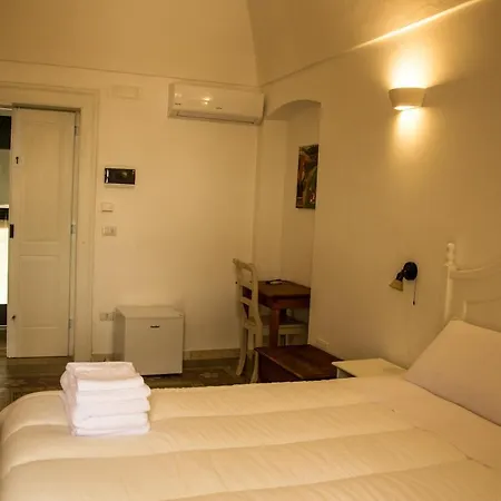 Donna Teresa Bed & Breakfast 3*